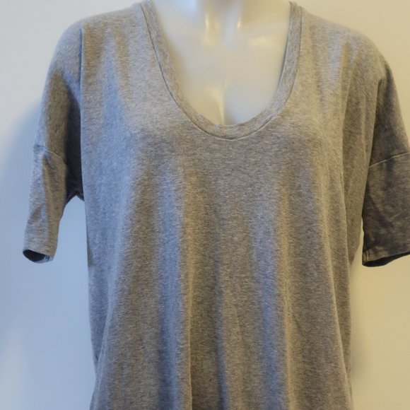 SCOOP NYC GREY SHORT SLEEVE T-SHIRT TOP S * - Picture 4 of 7